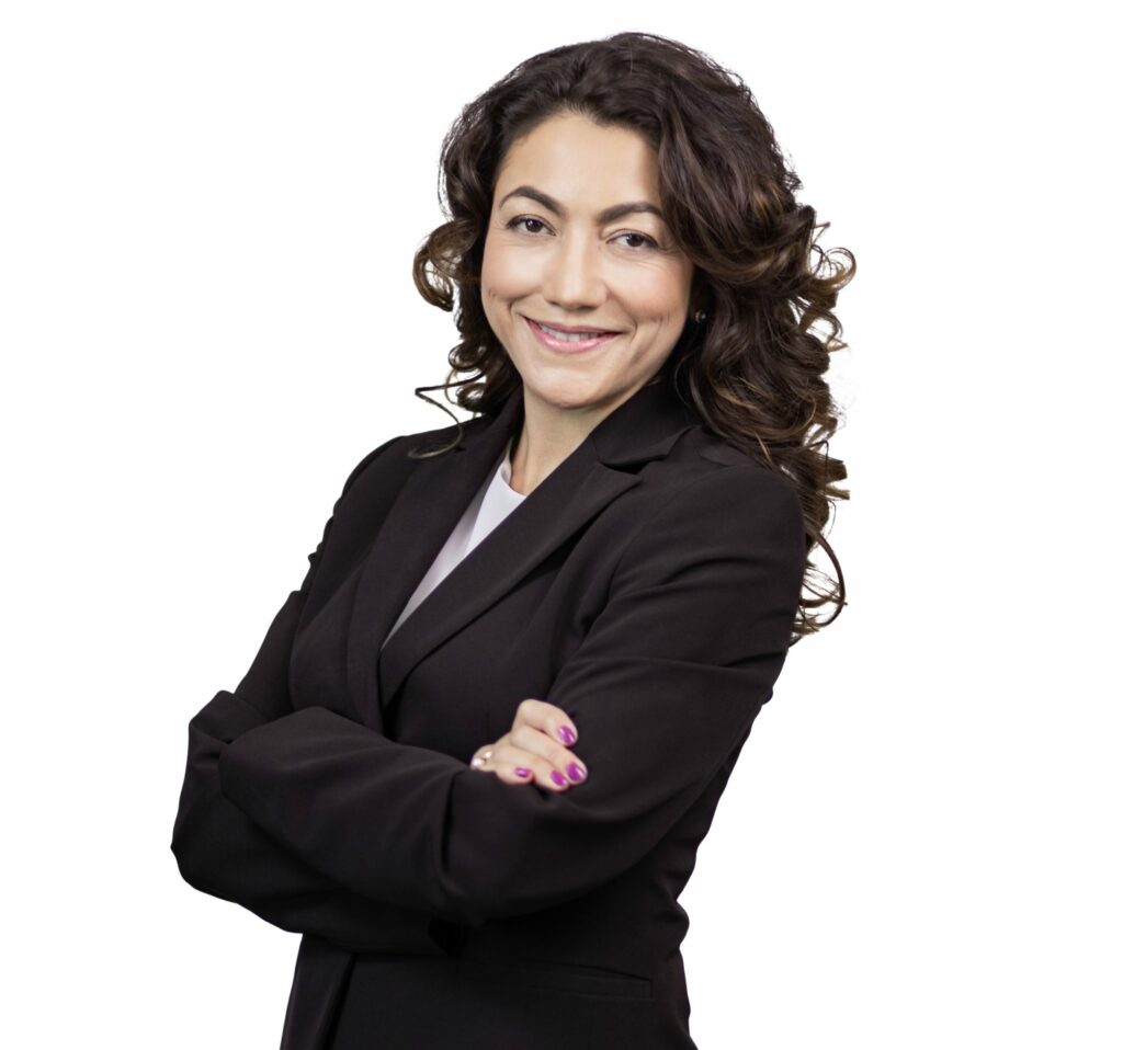 Catalina Rodriguez is an employment lawyer, workplace investigator, and mediator with 18 years of experience in employment and labor law in British Columbia.